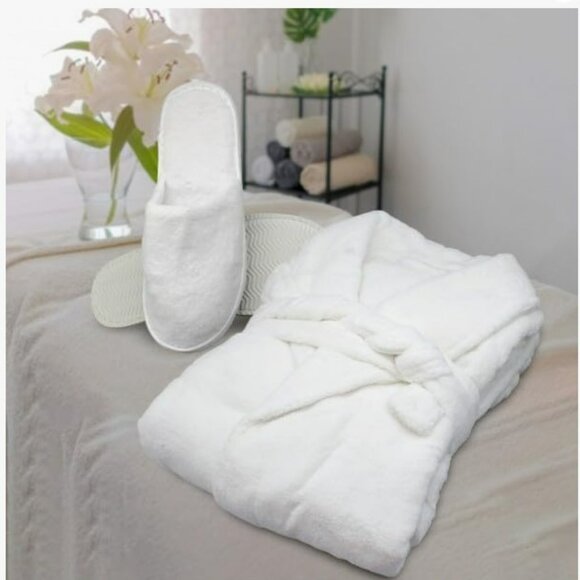 OVENTE Bathrobe & Slipper Set, Soft & Absorbent Robe,  Unisex Spa,  Fleece - Picture 6 of 8